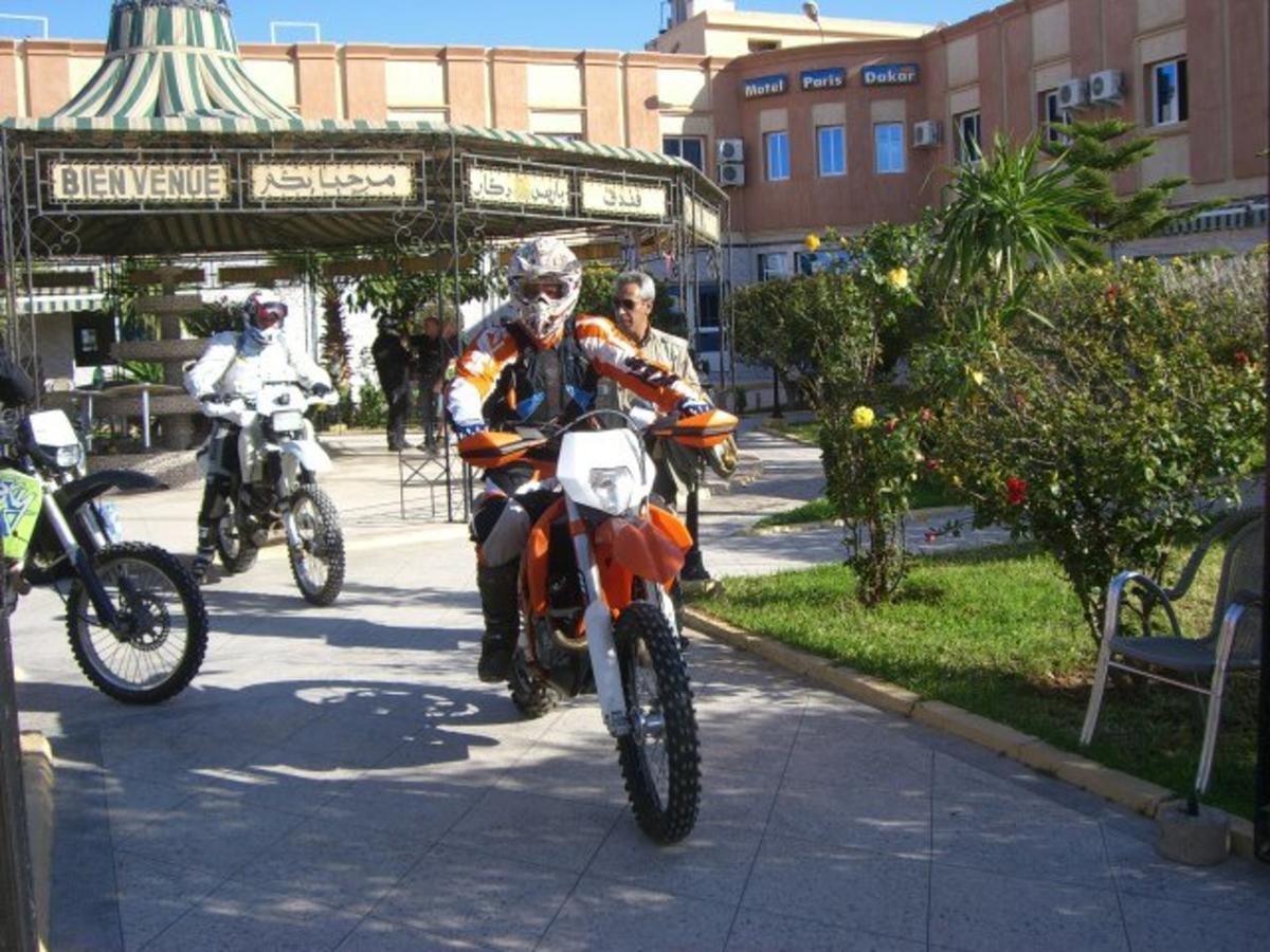 Motel Paris Dakar Selouane Exterior photo